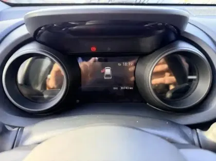 Photo 7 Toyota Yaris  Cross 116h Dynamic Business + Programme Beyond Zero Academy MY22