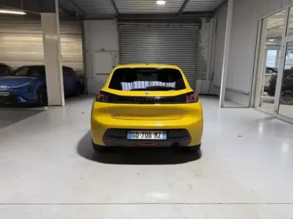 Photo 5 Peugeot 208 Gén. II Ph1 NG Roadtrip 5