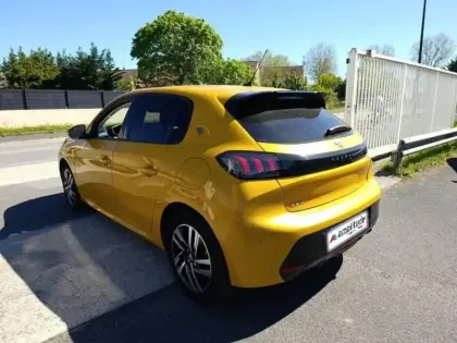 Photo 21 Peugeot 208 Gén. II Ph1 NG Roadtrip 5