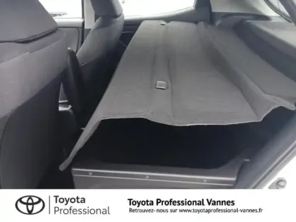 Photo 24 Toyota Yaris  Affaires 116h Dynamic Business Affaire MY22 + Programme Toyota Expérience