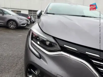 Photo 12 Renault Captur  1.6 E-Tech hybride 145ch Iconic