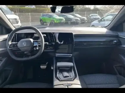 Photo 8 Renault Espace  1.2 E-Tech full hybrid 200ch esprit Alpine 7 places - 25