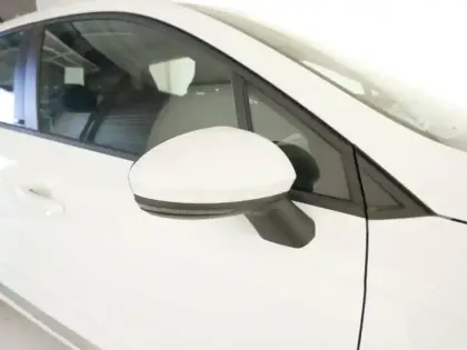 Photo 10 Renault Clio  1.6 E-Tech hybride 140ch Business -21N