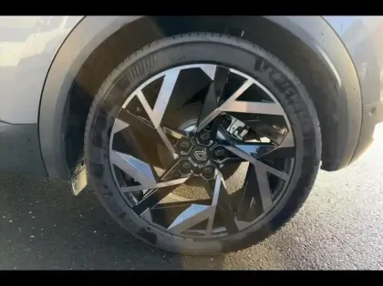 Photo 12 Renault Captur  1.6 E-Tech full hybrid 145ch esprit Alpine