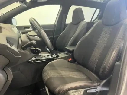 Photo 7 Peugeot 308  1.2 PureTech 130ch S&S GT Line EAT6