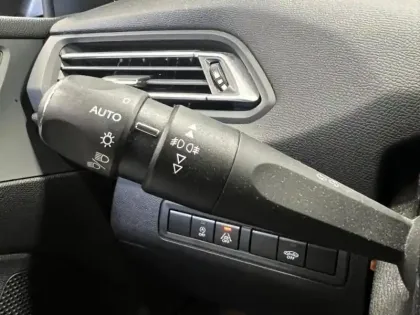 Photo 13 Peugeot 308  1.2 PureTech 130ch S&S GT Line EAT6