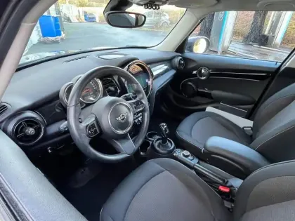 Photo 29 Mini Mini  5 Portes Cooper 136ch  Essential BVA7