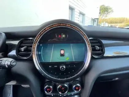 Photo 8 Mini Mini  5 Portes Cooper 136ch  Essential BVA7