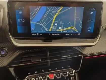 Photo 14 Peugeot 208  1.2 PureTech 100ch S&S GT EAT8