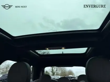 Photo 11 Mini Mini  5 Portes Cooper 136ch Edition Premium Plus BVA7