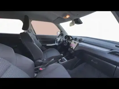 Photo 13 Suzuki Swift  1.2 Dualjet Hybrid 83ch Privilège