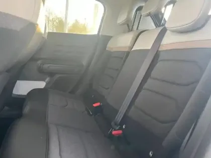 Photo 9 Citroën C3  1.2 PureTech 110ch S&S Shine 120-123g