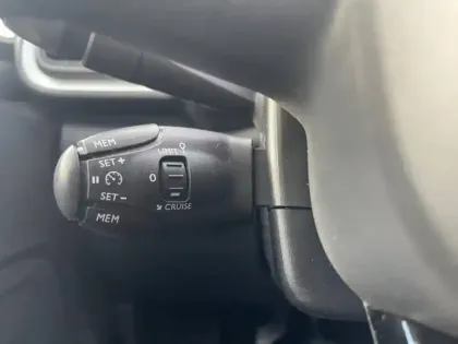 Photo 12 Citroën C3  1.2 PureTech 110ch S&S Shine 120-123g