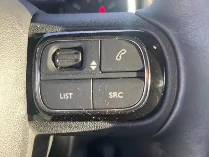 Photo 14 Citroën C3  1.2 PureTech 110ch S&S Shine 120-123g