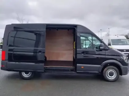 Photo 8 Volkswagen Crafter  Fg 35 L3H3 2.0 TDI 140ch Business Traction BVA8