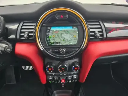 Photo 13 Mini Mini  5 Portes Cooper S 192ch Yours BVA7