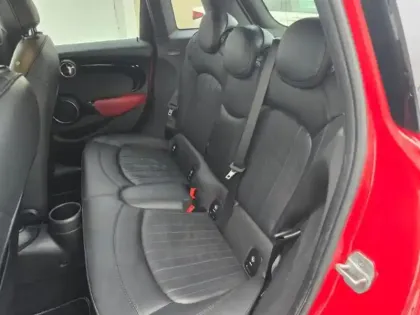 Photo 7 Mini Mini  5 Portes Cooper S 192ch Yours BVA7