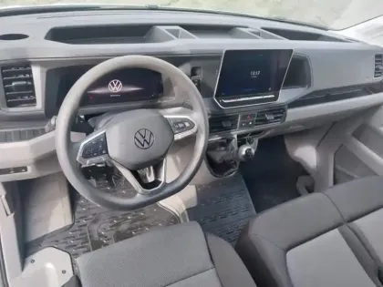 Photo 12 Volkswagen Crafter  Fg 35 L3H3 2.0 TDI 177ch Business Traction