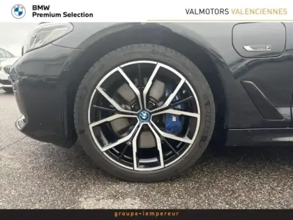 Photo 11 BMW Serie 5 Série 5 545eA xDrive 394ch M Sport Steptronic