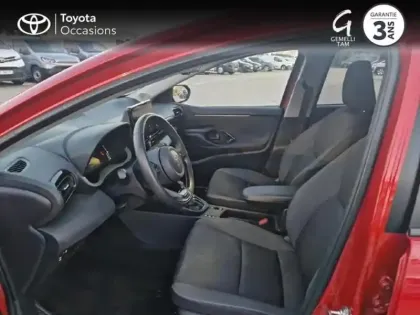 Photo 10 Toyota Yaris  116h Design 5p MC24