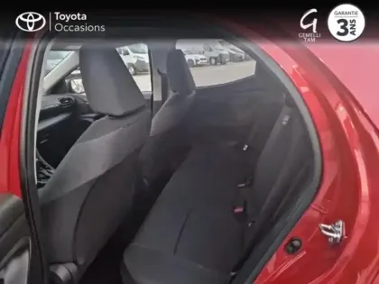 Photo 11 Toyota Yaris  116h Design 5p MC24