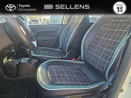 Photo 10 Renault Twingo  0.9 TCe 90ch La Parisienne EDC