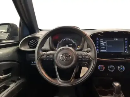 Photo 10 Toyota Aygo  X 1.0 VVT-i 72ch Design S-CVT