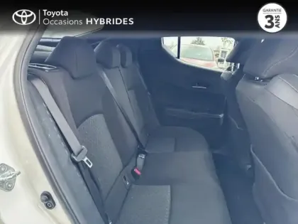 Photo 6 Toyota C-HR  122h Edition 2WD E-CVT MY22