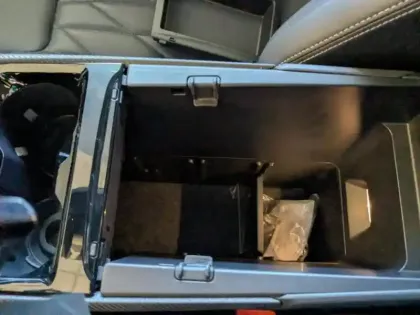 Photo 12 Ford Explorer  340ch Extended Range 79kWh Pack Premium AWD 6cv