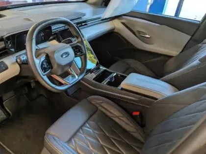 Photo 8 Ford Explorer  340ch Extended Range 79kWh Pack Premium AWD 6cv