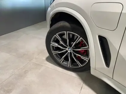 Photo 7 BMW X5  xDrive45e 394ch M Sport 17cv