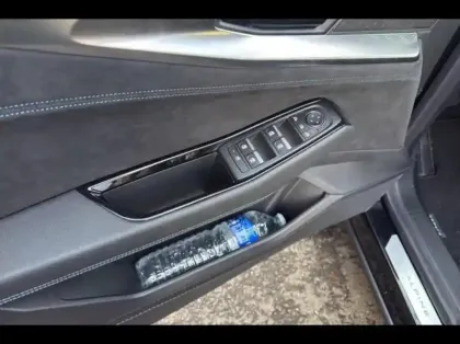 Photo 11 Renault Espace  1.2 E-Tech full hybrid 200ch esprit Alpine 7 places - 25