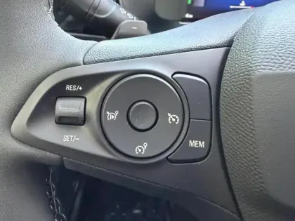 Photo 12 Opel Corsa  1.2 Turbo Hybrid 110ch GS e-DCT6