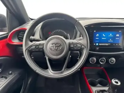 Photo 12 Toyota Aygo  X 1.0 VVT-i 72ch Design MY24