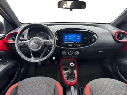 Photo 10 Toyota Aygo  X 1.0 VVT-i 72ch Design MY24