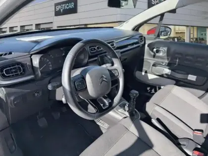 Photo 7 Citroën C3  1.2 PureTech 110ch S&S Shine 120-123g