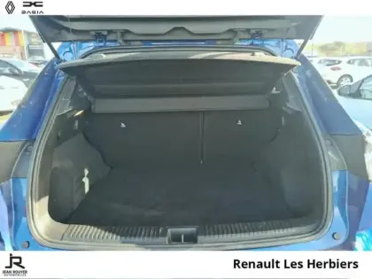 Photo 6 Renault Austral  1.2 E-Tech full hybrid 200ch Evolution - 24