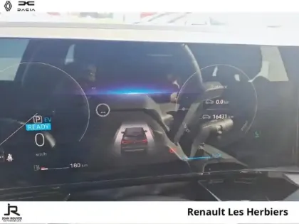 Photo 13 Renault Austral  1.2 E-Tech full hybrid 200ch Evolution - 24