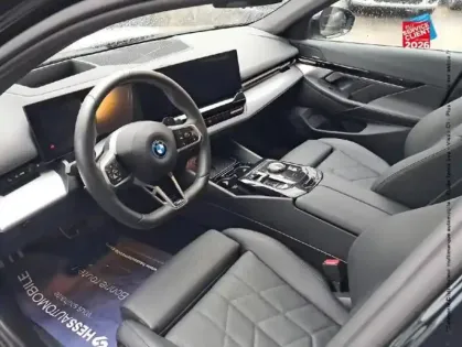 Photo 14 BMW Serie 5 Série 5 530e 299ch M Sport