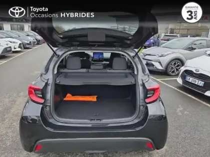 Photo 9 Toyota Yaris  116h Design 5p MC24