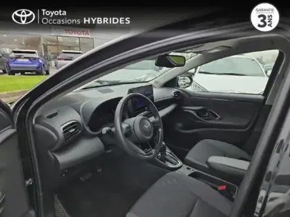 Photo 10 Toyota Yaris  116h Design 5p MC24