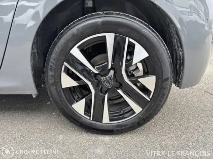 Photo 10 Peugeot 208  1.2 Hybrid 110ch Allure e-DCS6