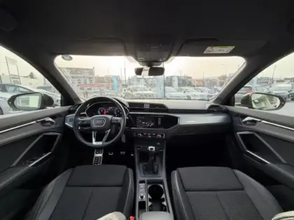 Photo 11 Audi Q3 Gén. II Ph1 S line 5