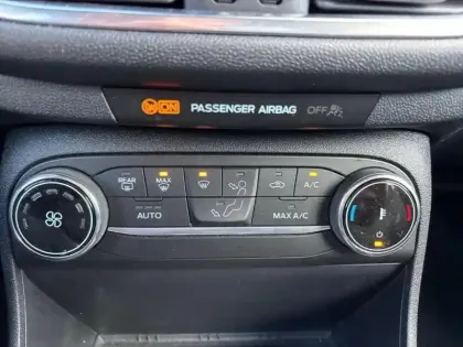 Photo 14 Ford Fiesta  1.0 EcoBoost Hybrid 125ch ST-Line X 5p