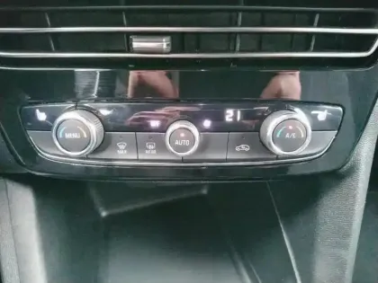 Photo 13 Opel Mokka  -e 136ch Ultimate