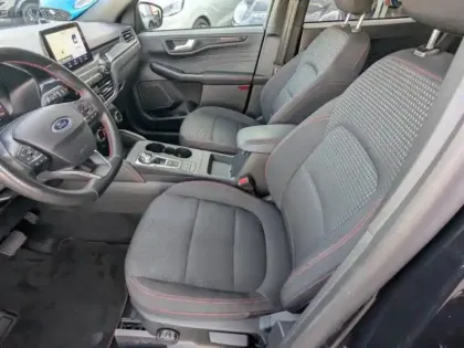 Photo 16 Ford Kuga Gén. III Ph1 ST-Line Business 5