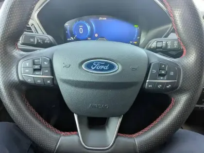 Photo 33 Ford Kuga  2.5 Duratec 190ch FHEV Superéthanol-E85 ST-Line Business BVA