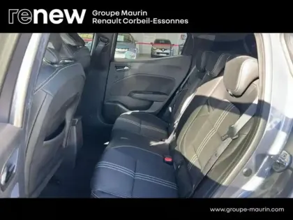 Photo 13 Renault Clio  1.6 E-Tech hybride 145ch Engineered