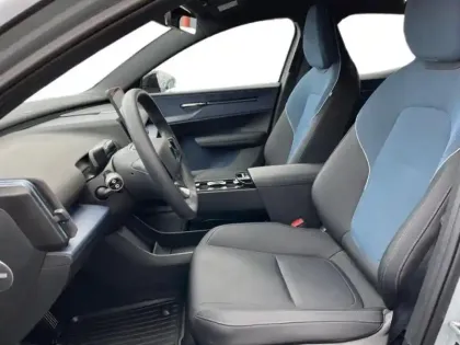 Photo 6 Volvo Ex30  Single Extended Range 272ch Plus