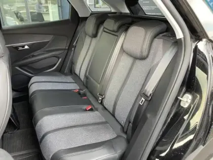 Photo 12 Peugeot 3008  1.5 BlueHDi 130ch S&S Allure Business